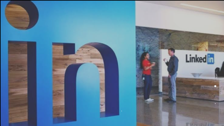 LinkedIn's New AI-Powered Job-Hunting Tools for Premium Subscribers 1 Screenshot 20240614 1227332