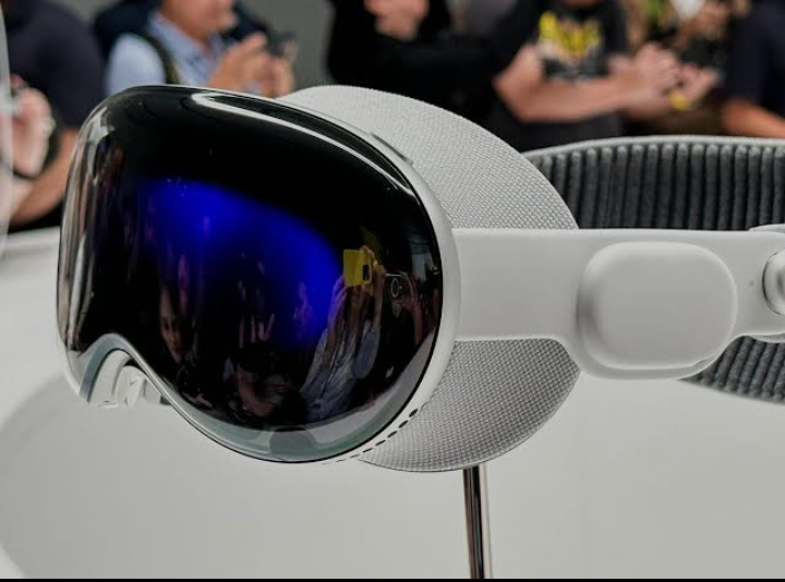 Apple is Working on Bringing AI to the Vision Pro 1 Screenshot 20240630 2210352