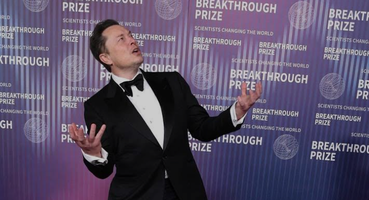 Tesla’s Hiring Spree: A Strategic Shift Following Major Layoffs 1 Screenshot 20240719 1023042