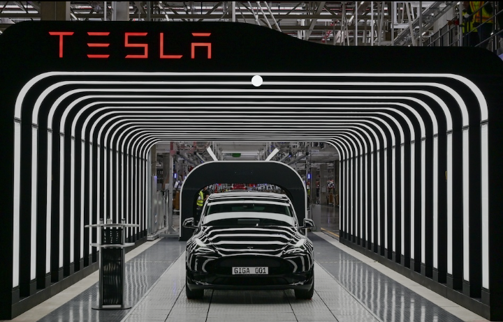 Tesla Dojo: Elon Musk’s Ambitious Plan for an AI Supercomputer Revolution. 1 Screenshot 20240804 0647502