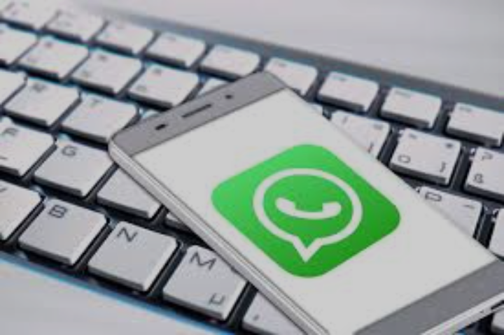 WhatsApp Introduces 'Like' Reactions for Status Updates, Similar to Instagram Stories. 1 Screenshot 20240817 1245012