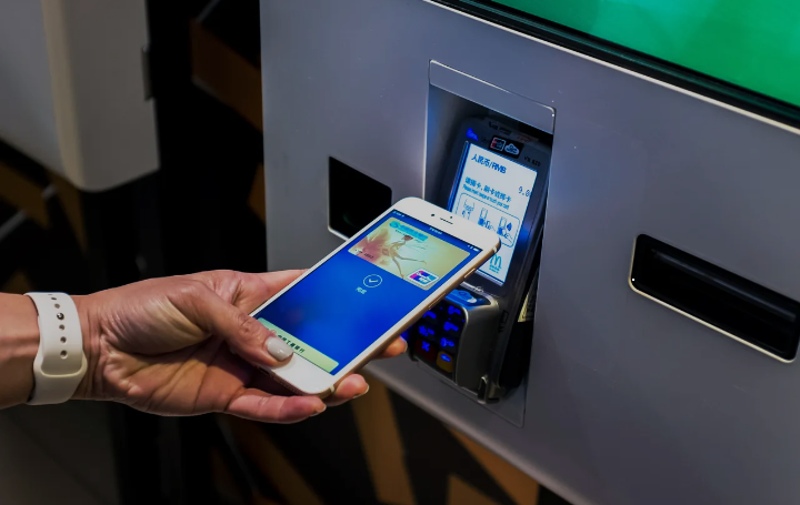 Apple Pay's Evolution: 10 Years of Success and Upcoming Transformations 1 Screenshot 20240906 0601502