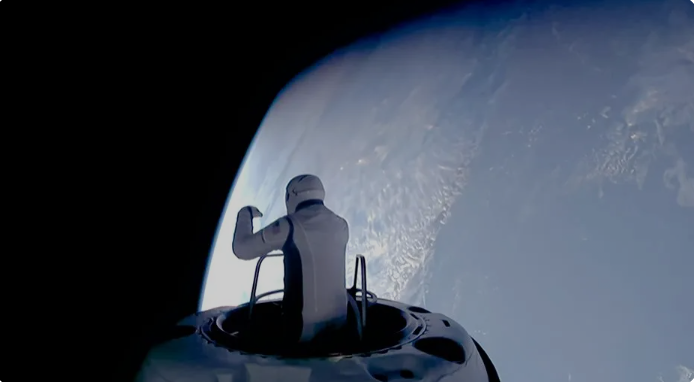 Polaris Dawn Astronauts Perform Historic Private Spacewalk While Wearing SpaceX-Made Suits 1 Screenshot 20240913 0112492