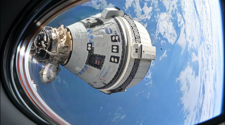 The Future of Boeing's Space Division: A Strategic Shift? / Boeing's Troubles Deepen 1 Screenshot 20241026 0853222
