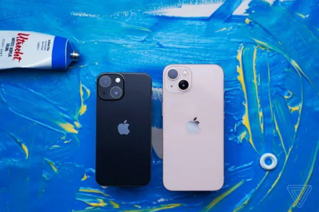 The iPhone 17 Slim: A Thinning Trend with Thick Challenges 1 Screenshot 20241125 2217132