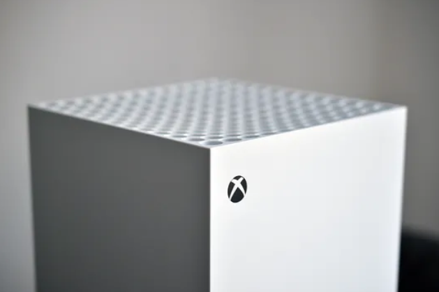 iFixit Expands Xbox Repair Options with Official Parts 1 Screenshot 20241206 2006592