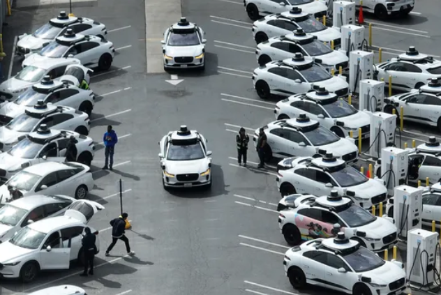 Waymo's Robo-Taxis Ace First Responder Test, Proving Safety and Reliability 1 Screenshot 20241213 2258172