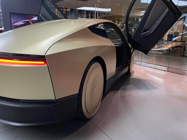 Tesla's 2025 Charge: Affordability Reigns Supreme 1 Screenshot 20241222 1830302