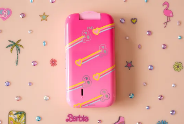 The Barbie Phone: A Retro-Chic Dream in a Plastic Case 1 Screenshot 20241224 2108172