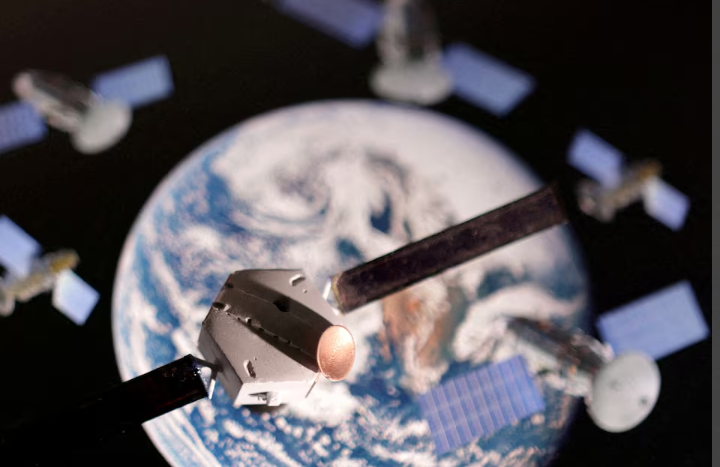 India's Space Ambitions Take Flight: 30 Companies Vie for Homegrown Satellite Constellations 1 Screenshot 20241225 1012332