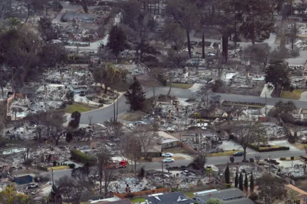 Wildfires Rage in Los Angeles: Lawsuits Target Power Utility 1 Screenshot 20250114 1850072