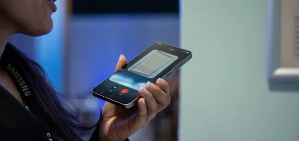 Gemini's "Talk Live" Feature Arrives on Pixel 9: A Deep Dive into Conversational AI 1 Screenshot 20250128 1906492