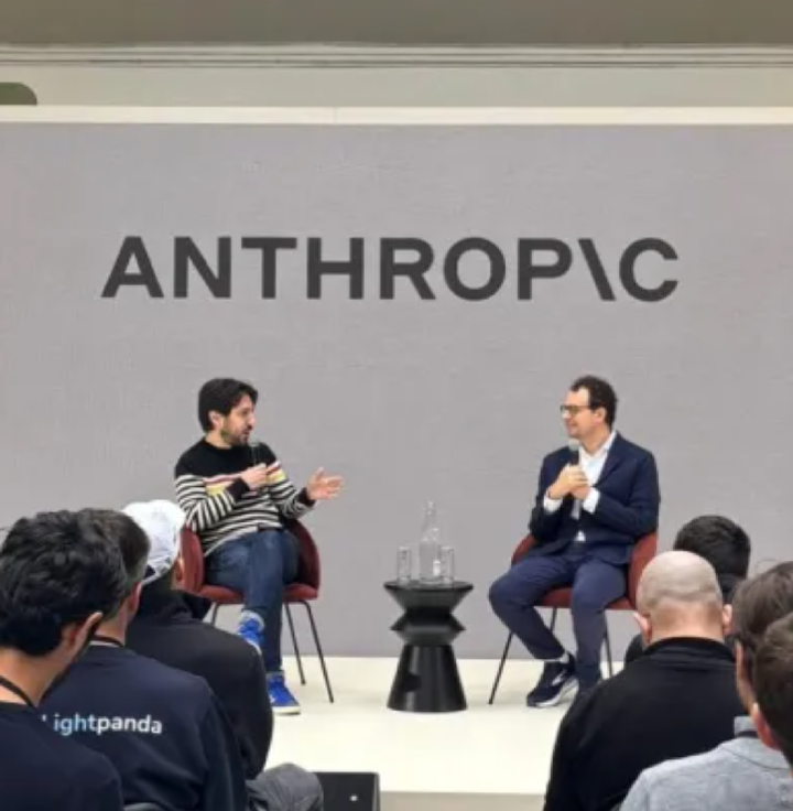 The AI Race: Anthropic CEO Dario Amodei on Understanding the "Artificial Brain" 1 Screenshot 20250212 2123072