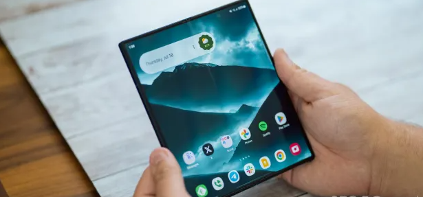 Samsung Galaxy Z Fold 7: Unfolding the Future of Foldables with One UI 7 1 Screenshot 20250219 1859062