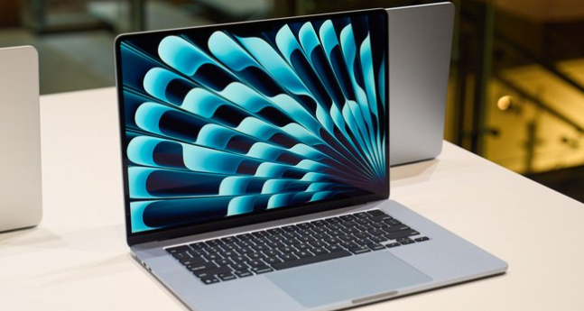 Apple M4 MacBook Air: Sky Blue Color, Lower Price, and Hands-On Review 1 Screenshot 20250306 1838022