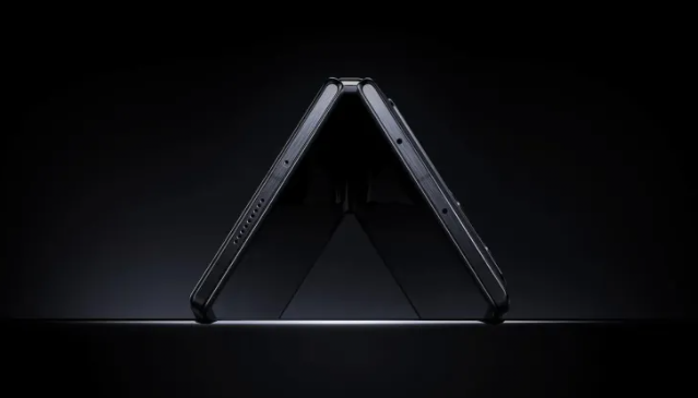 Apple's Foldable iPhone: AI-Powered Innovation Meets Next-Gen Design 1 Screenshot 20250310 1138212