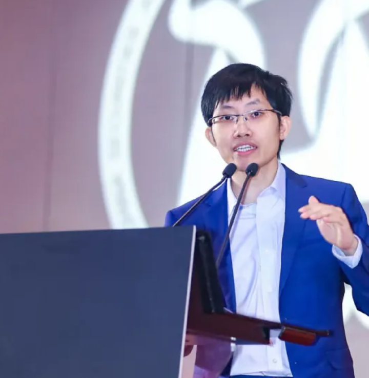 DeepSeek Rejects VC Funding: Why the Chinese AI Giant Stays Independent 1 Screenshot 20250310 2248332