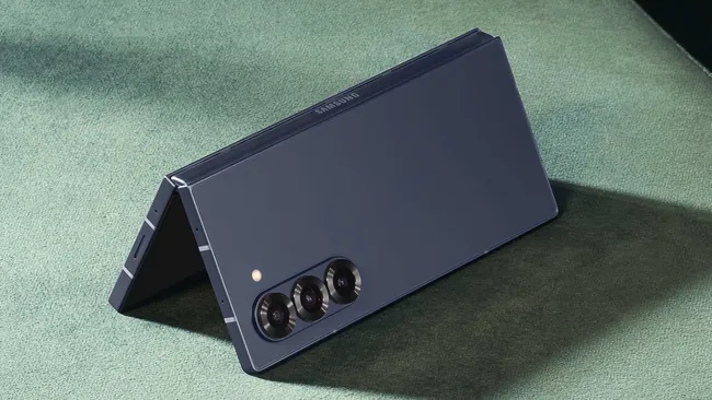 Samsung Galaxy Z Fold 7 and Flip 7: Release Date, Features, and Upgrades 1 blogger image