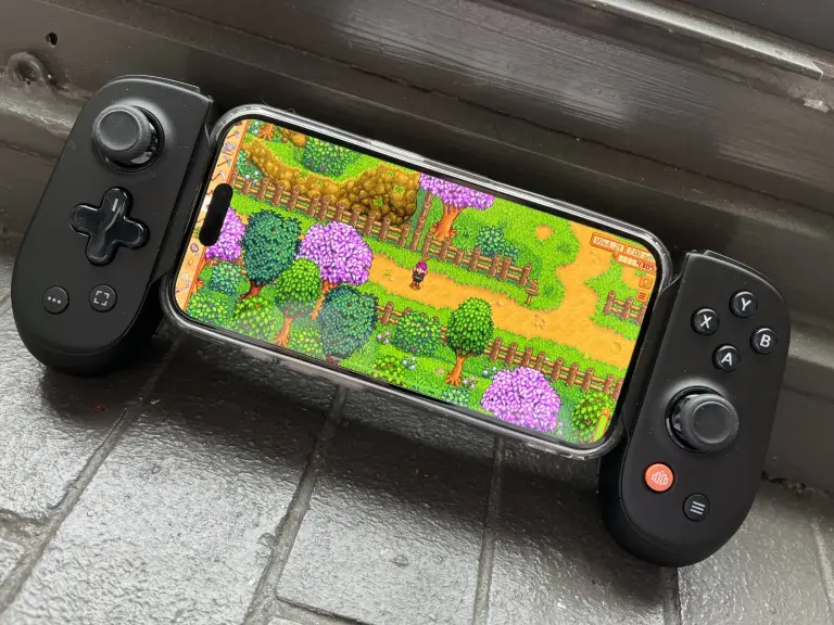 Backbone Pro Controller Review: The Best Upgrade for Mobile Gamers 1 blogger image RlzAoIiyIN