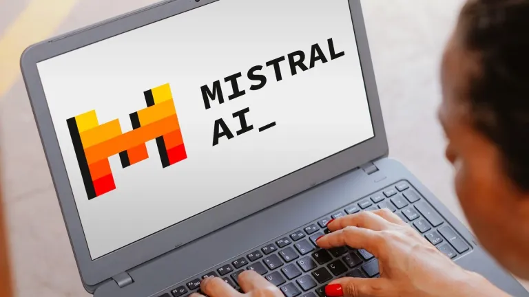 Mistral Medium 3: High-Performance AI Model at Unbeatable Pricing 1 blogger image jL9uKkVO0J