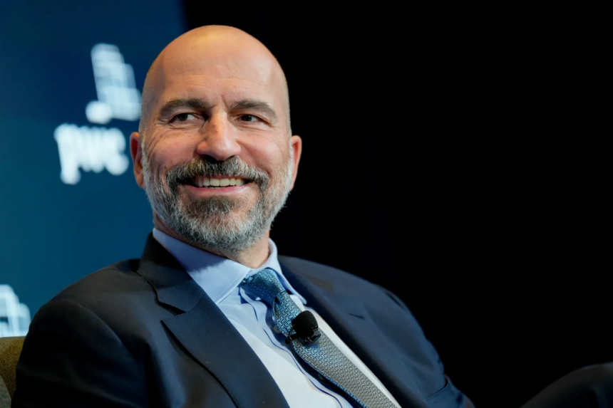 Uber Partners with Momenta for Autonomous Robotaxi Launch 1 blogger image p8zz8hhLAx