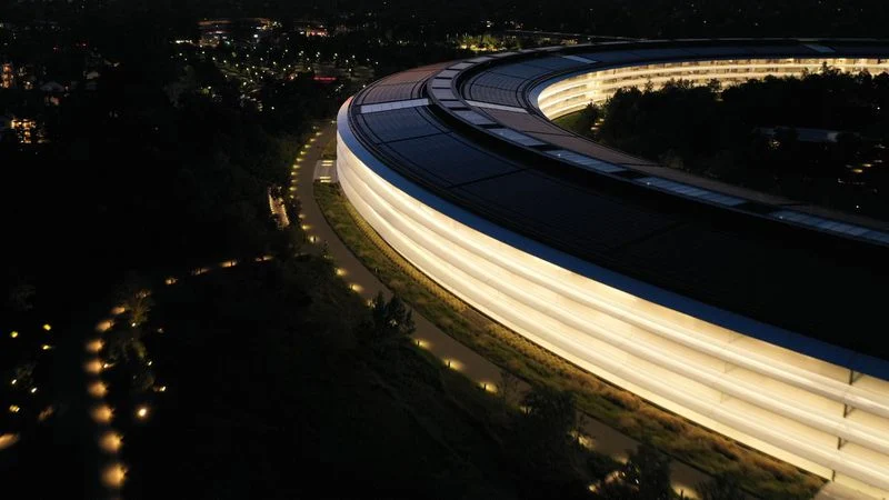 Apple Music's New Leadership: Rachel Newman and Ole Obermann Take Charge 1 blogger image uOfqiu1FZU