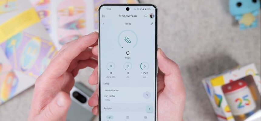 Fitbit Device Settings Redesign Brings Pixel Watch-Like Interface 1 Fitbit app homescreen2