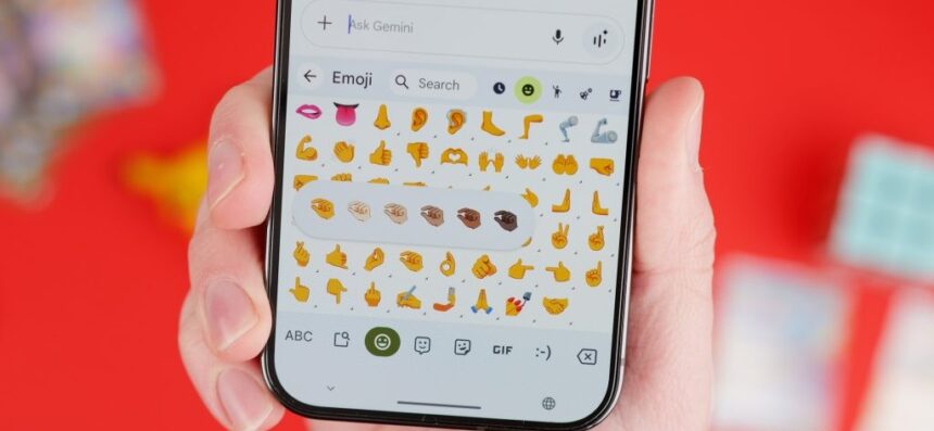 Gboard hand gesture emoji 32