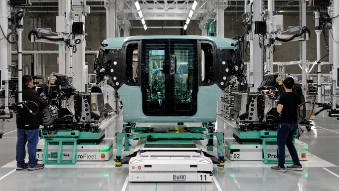 Zoox Opens First Major Robotaxi Factory in California 1 blogger image