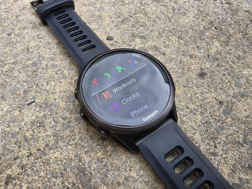 Garmin Forerunner 570 Review: Smarter, Sleeker, and More Pricey 1 blogger image 5iUX16UCiT