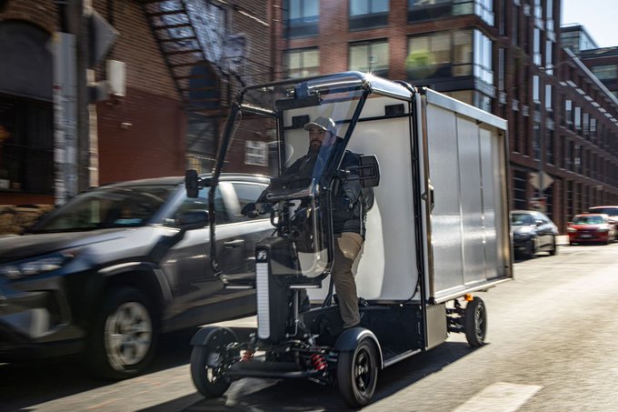 Honda's Fastport eQuad Enters Urban Delivery Race 1 blogger image DbBTLsnM48
