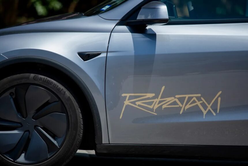 Tesla Robotaxis Face Safety Scrutiny After Austin Launch 1 blogger image lUCS6jS4Zq