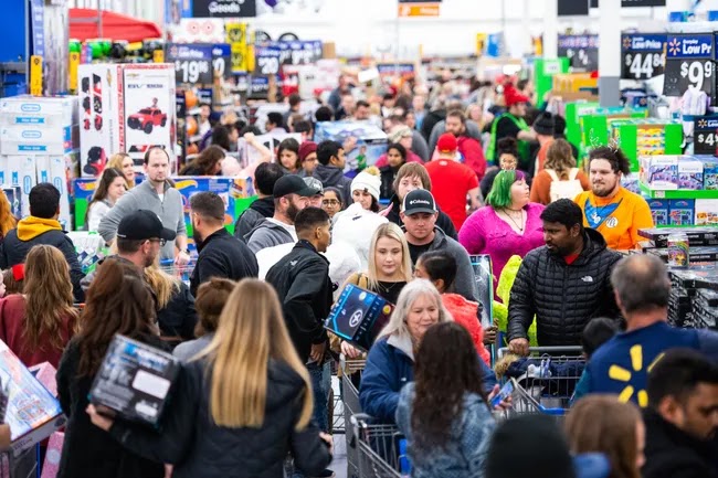 Most Shoppers Don’t Trust AI to Make Purchases—Here’s Why That Matters 1 blogger image nhqiWMr5yG