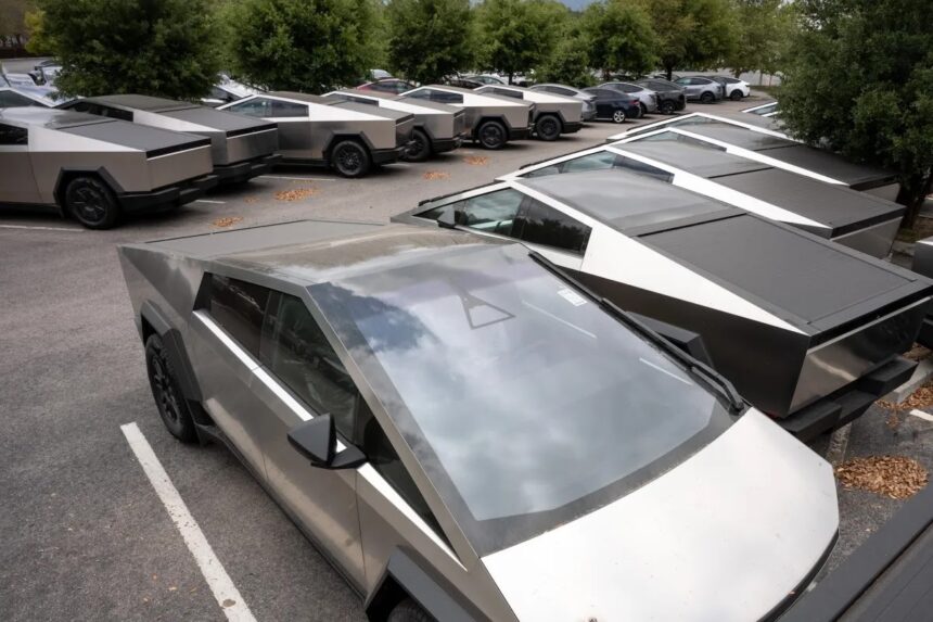 GMC Hummer EV Beats Tesla Cybertruck in Q2 Sales 1 blogger image CcjdTPbiUQ