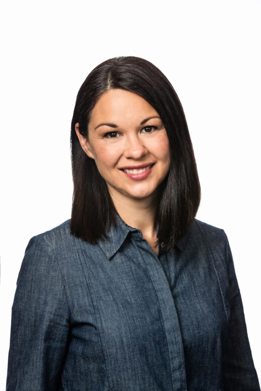Sarah Smith’s $16M AI-Powered VC Fund Backs Stanford Startups 1 blogger image IpSpadgXgJ