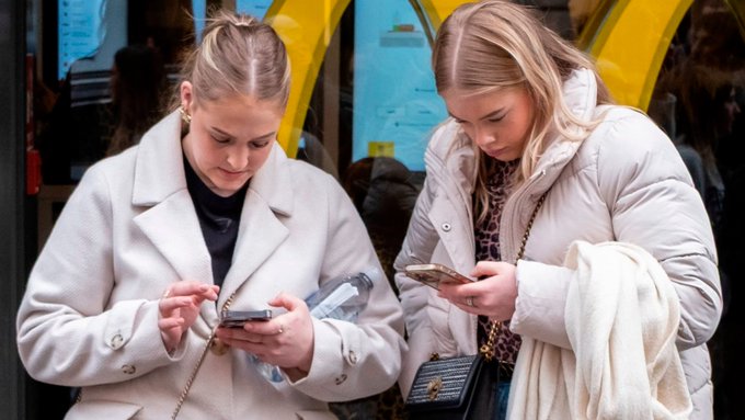 VPN Use Surges in UK Following New Online Safety Rules 1 blogger image KSMjiOXtNH