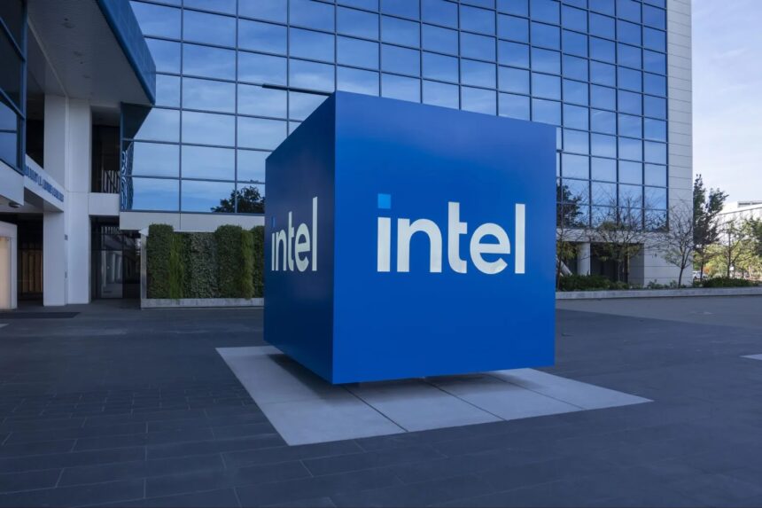 Intel Spins Off Network and Edge Group to Streamline Business 1 blogger image ZAnEx9Ic56
