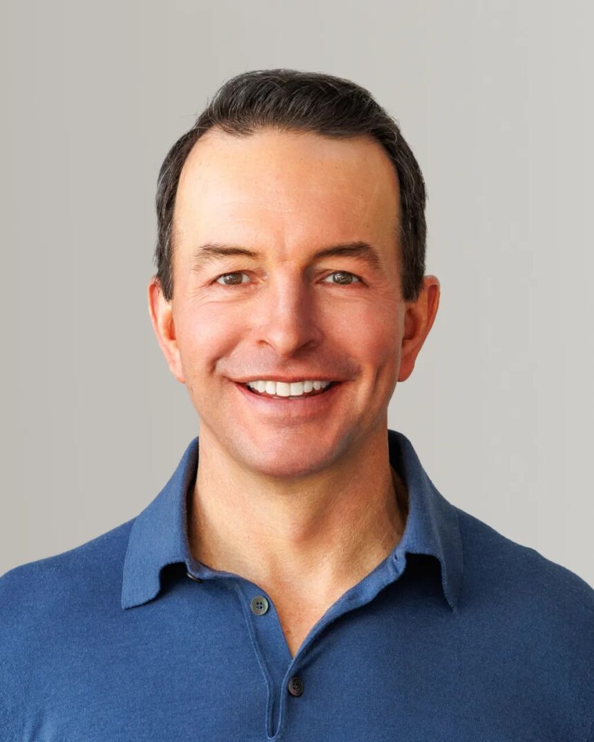 How Iconiq Capital Backed Figma's IPO Success 1 blogger image 5cDUM2geWG
