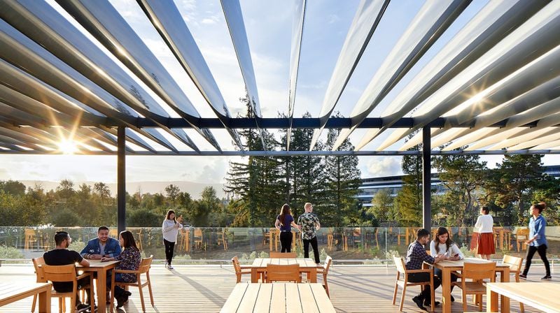 Apple Park Visitor Center Rooftop Closed for Improvements 1 blogger image Qv3SCajysw