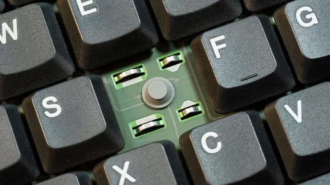 Are Membrane Keyboard Switches Good for Gaming? 1 blogger image qUyEQernQM