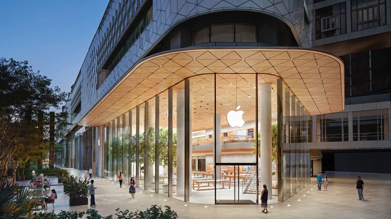 Apple New Stores in India and UAE Opening in 2025 1 blogger image uM1HUYPVfE