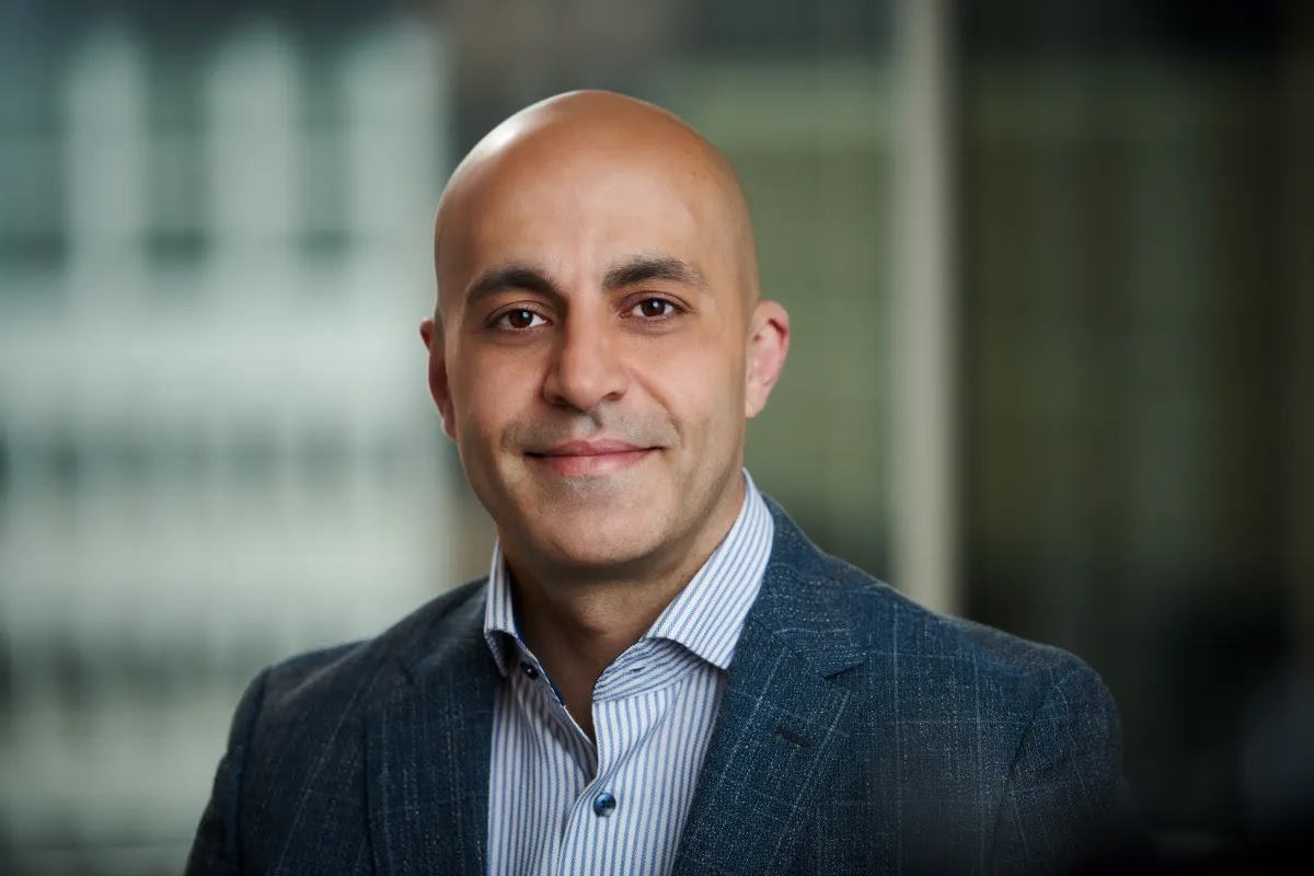 Databricks Hits $100B Valuation With $4B ARR Growth 1 blogger image wda4ZQlsDw