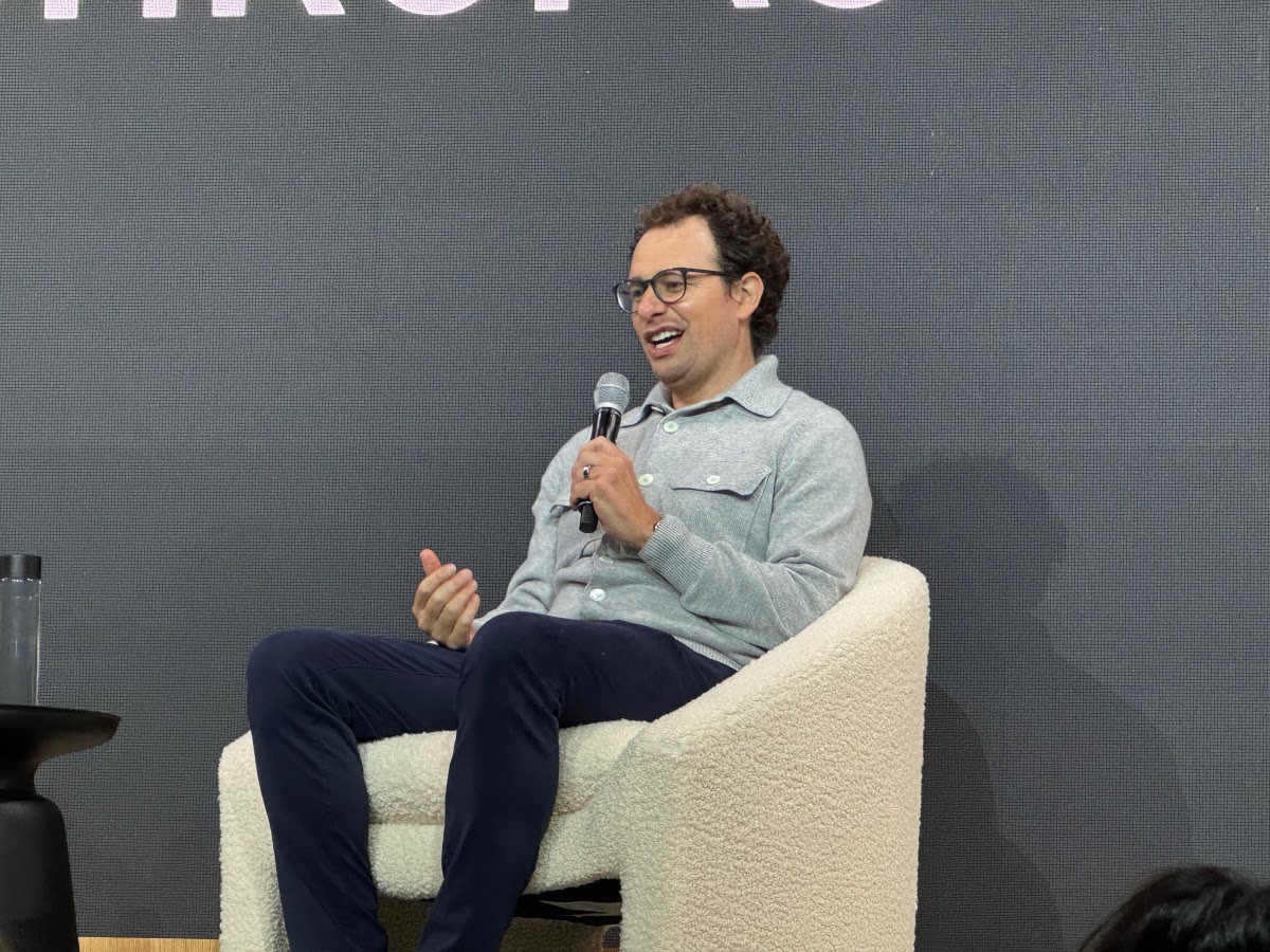 Anthropic CEO vs Trump Officials: AI Fear-Mongering Clash 1 blogger image T5jsuSRC40