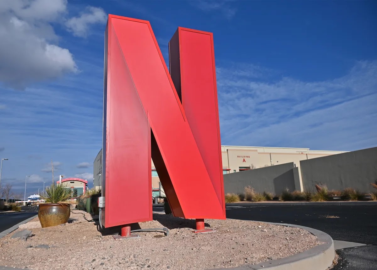 Netflix in Talks to License Video Podcasts 1 blogger image w4WptnbuRM