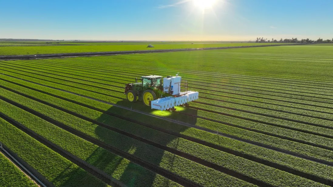 Carbon Robotics Built An AI Model That Detects And Identifies Plants 1 blogger image DqrMVcOmSH