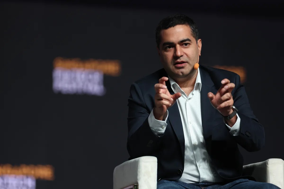 Peak XV Raises $1.3B, Doubles Down On AI As Global VC Rivalry In India Heats Up 1 blogger image H8BDlK6Duu