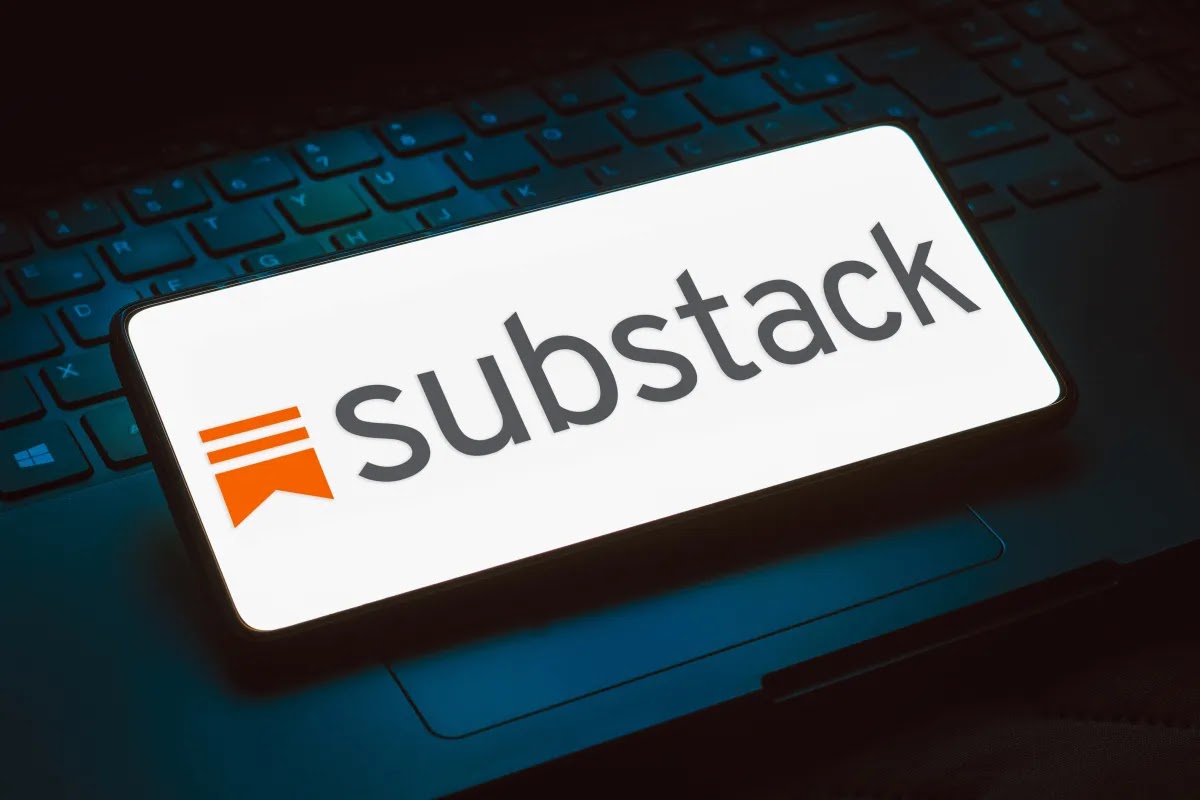 blogger image