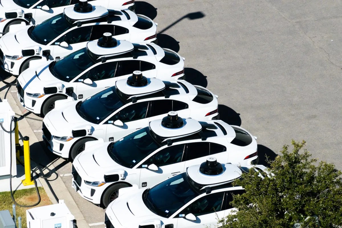 Waymo Raises $16B To Scale Robotaxi Fleet Internationally 1 blogger image zgUoKKaXWK