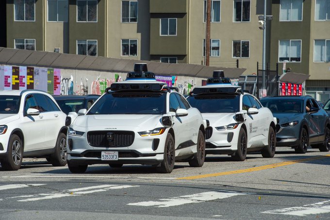 Waymo Robotaxi Traffic Jam Sparks New San Francisco Rules